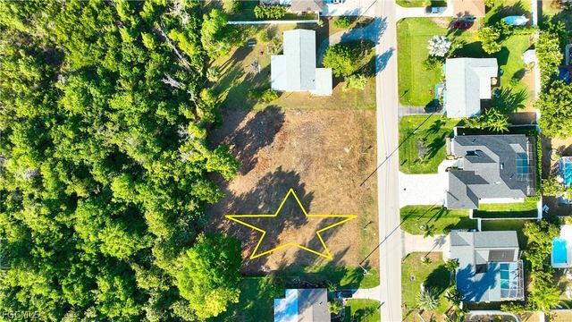 5842 SW 1st CT, Cape Coral, FL 33914