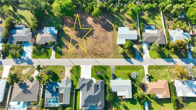 5842 SW 1st CT, Cape Coral, FL 33914