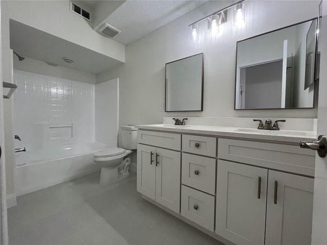 12020 VILLANOVA DRIVE 111, Orlando, FL 32837