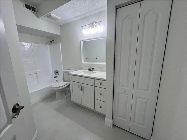 12020 VILLANOVA DRIVE 111, Orlando, FL 32837