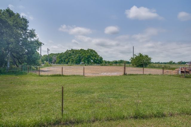 19781 Fm 47, Wills Point, TX 75169