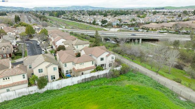 2849 2849 Chocolate St, Pleasanton, CA 94588