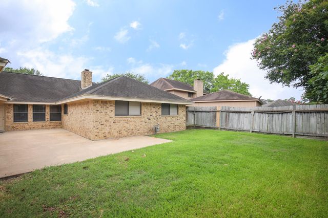 3003 Planters Street, Sugar Land, TX 77479