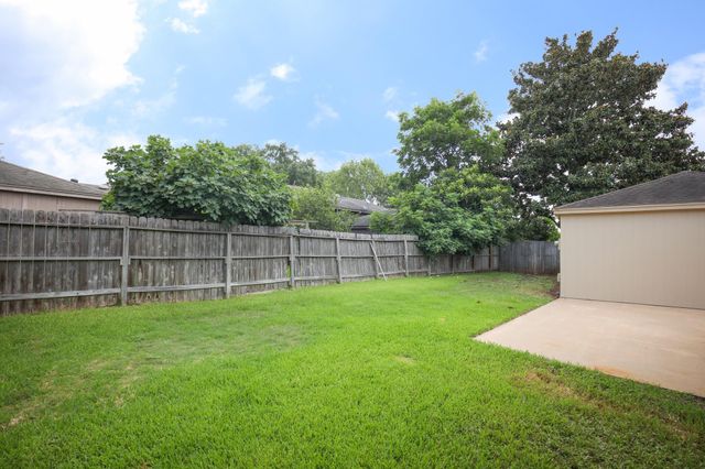 3003 Planters Street, Sugar Land, TX 77479