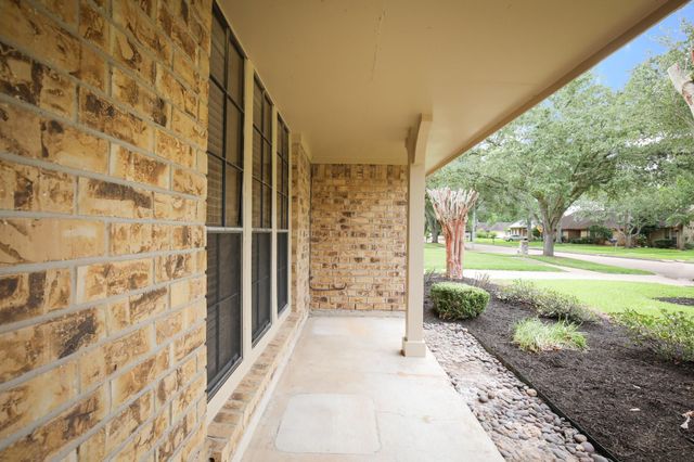 3003 Planters Street, Sugar Land, TX 77479