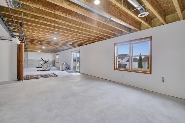 1108 Fieldstone DRIVE, Hartford, WI 53027