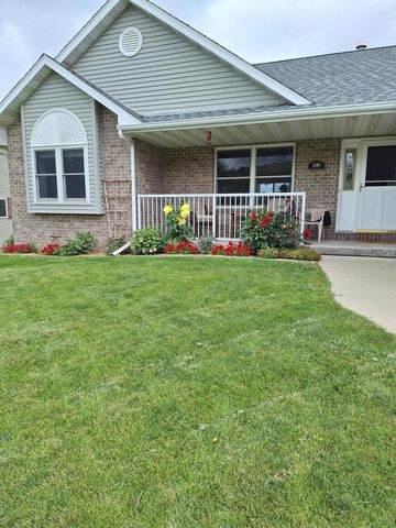 1108 Fieldstone DRIVE, Hartford, WI 53027