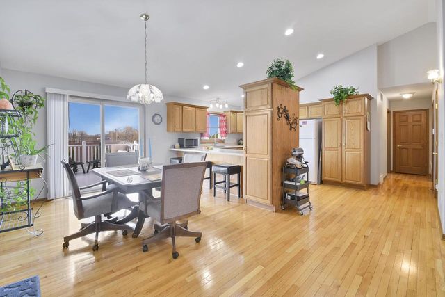 1108 Fieldstone DRIVE, Hartford, WI 53027