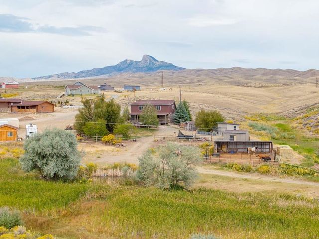 6 Arabian Ln, Cody, WY 82414 property photo