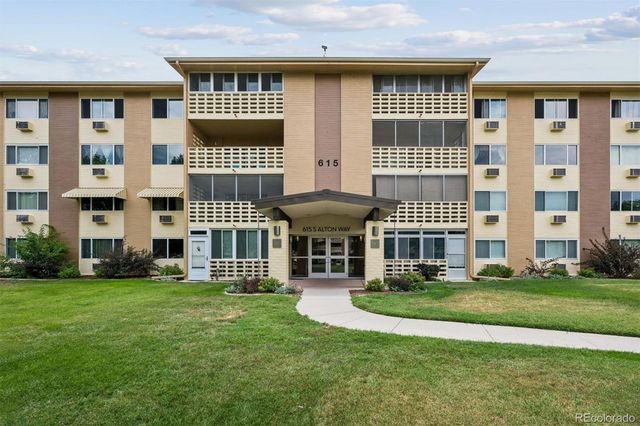 615 S Alton Way 5C, Denver, CO 80247