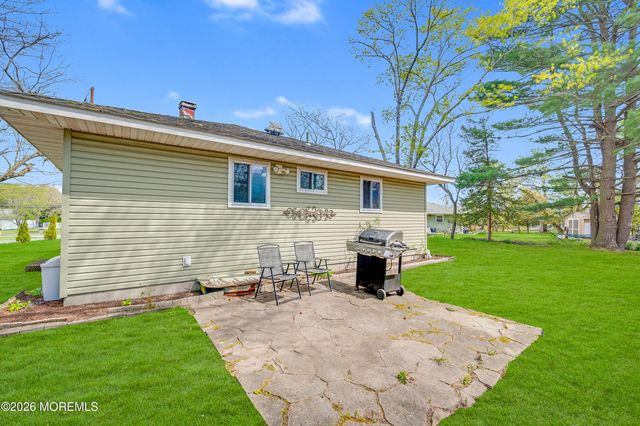 2229 Yorktowne Boulevard, Toms River, NJ 08753