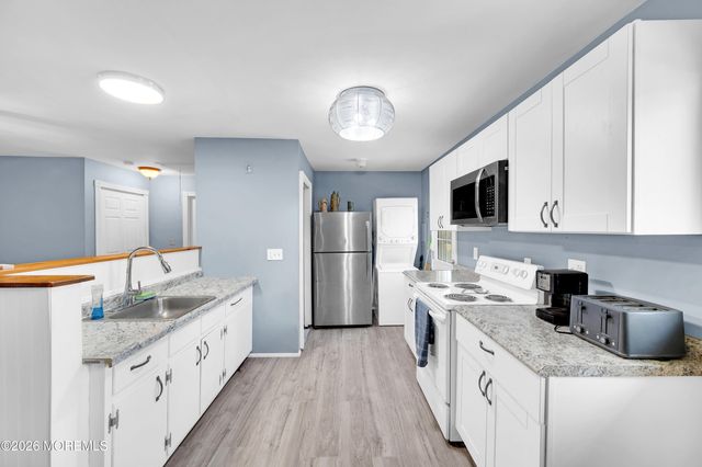 2229 Yorktowne Boulevard, Toms River, NJ 08753