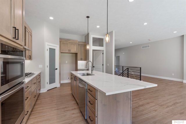 1325 Fairway Circle, Ashland, NE 68003