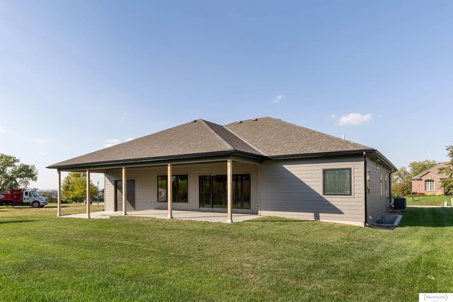 1325 Fairway Circle, Ashland, NE 68003