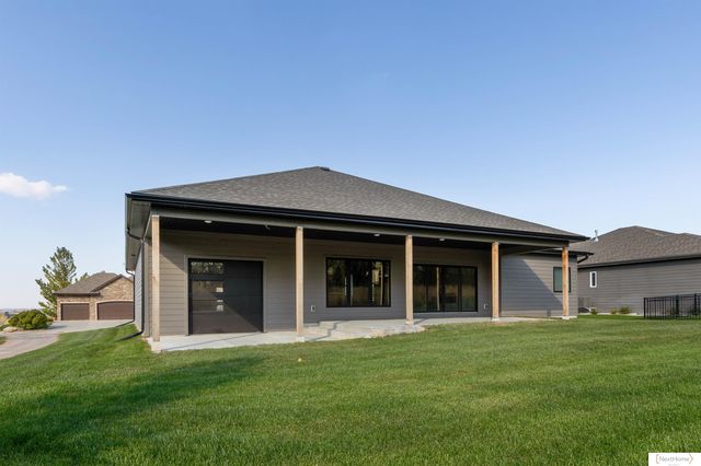 1325 Fairway Circle, Ashland, NE 68003