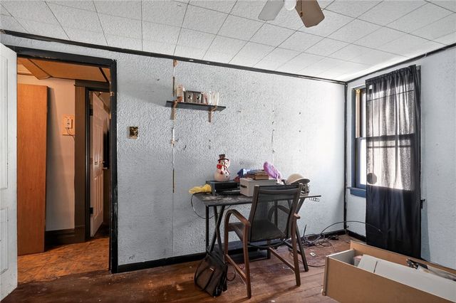 1611 E Washington St, New Castle, PA 16101