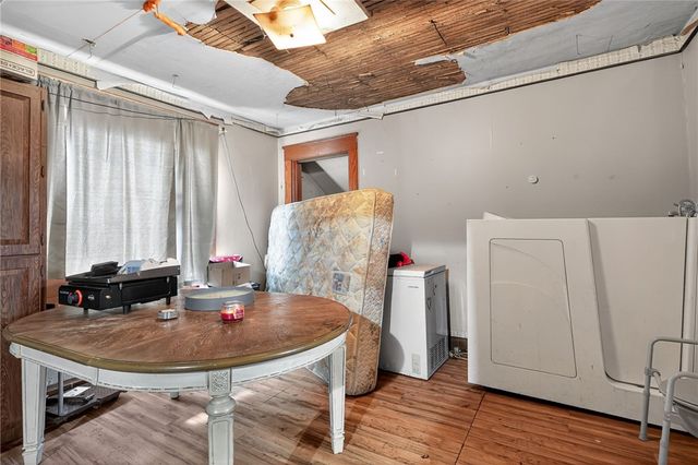 1611 E Washington St, New Castle, PA 16101