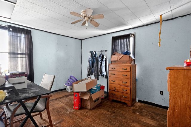 1611 E Washington St, New Castle, PA 16101