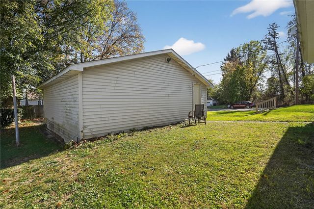 1611 E Washington St, New Castle, PA 16101