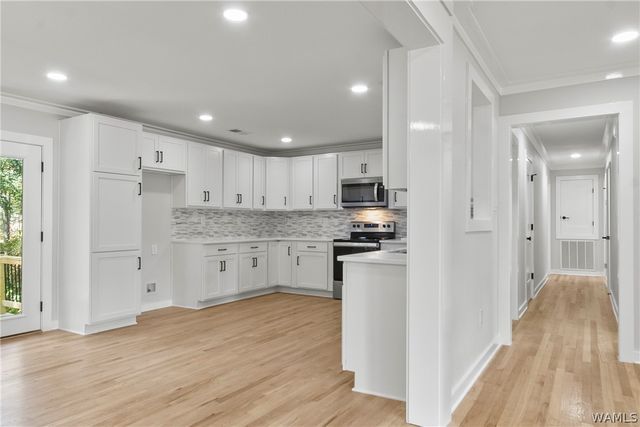 3904 Blackberry, Northport, AL 35473