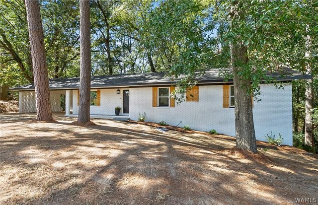 3904 Blackberry, Northport, AL 35473