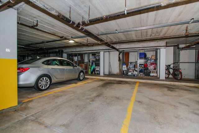 212 W Saint Charles Road 108, Lombard, IL 60148