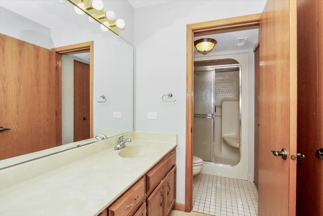 212 W Saint Charles Road 108, Lombard, IL 60148