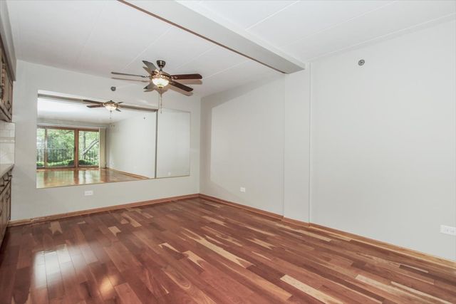 212 W Saint Charles Road 108, Lombard, IL 60148