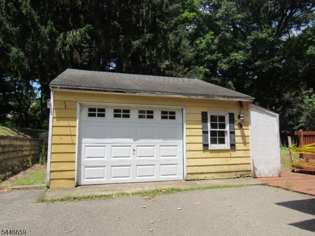 19 New St, High Bridge Boro, NJ 08829