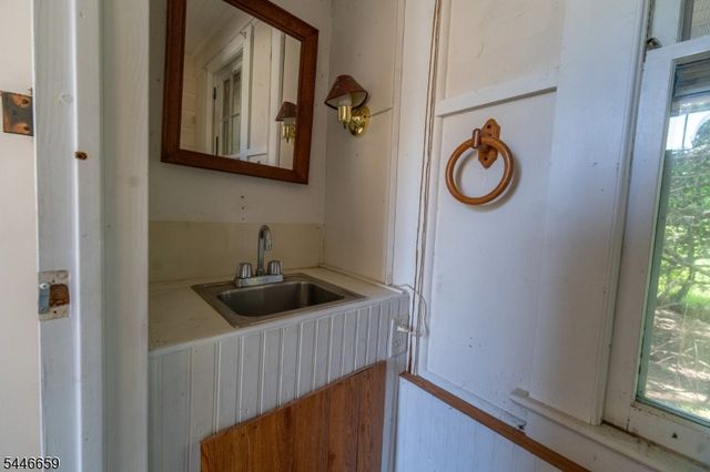 19 New St, High Bridge Boro, NJ 08829