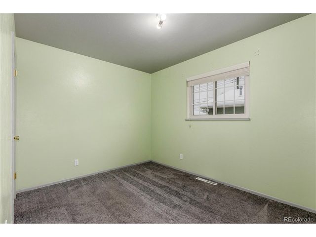 914 Arrawanna St, Colorado Springs, CO 80909