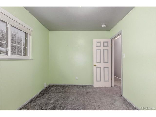 914 Arrawanna St, Colorado Springs, CO 80909