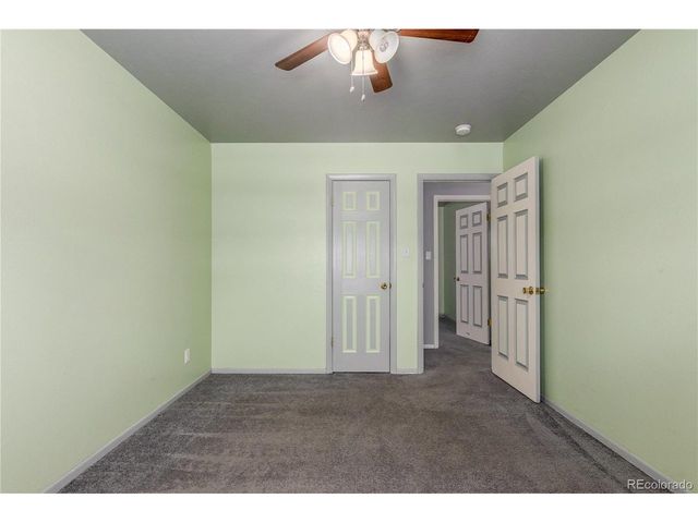 914 Arrawanna St, Colorado Springs, CO 80909