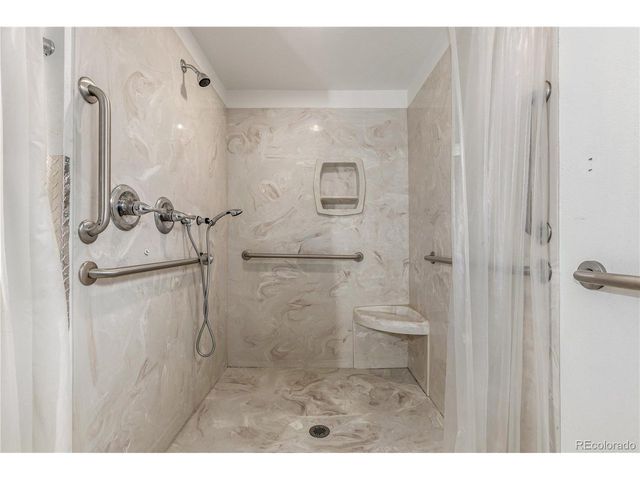 914 Arrawanna St, Colorado Springs, CO 80909