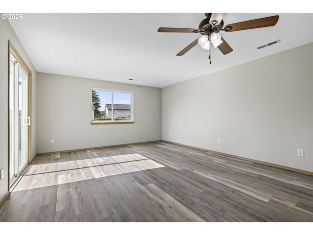 16313 Ne 78TH Way, Vancouver, WA 98682