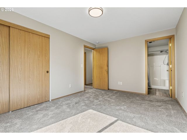 16313 Ne 78TH Way, Vancouver, WA 98682