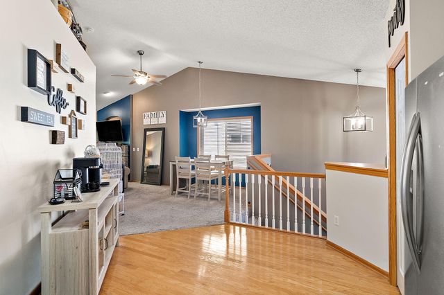 8821 Coffman Path, Inver Grove Heights, MN 55076