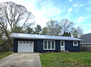 586 W River Road, Dalton Twp, MI 49445