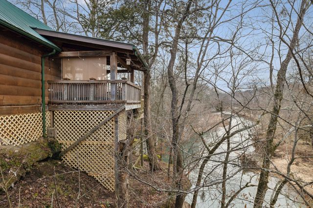 6823 Piney River Rd, N, Bon Aqua, TN 37025