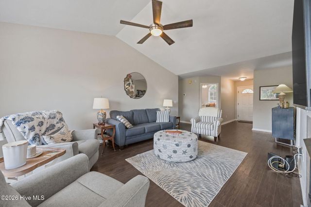 643 Riva Ridge Road, Sneads Ferry, NC 28460