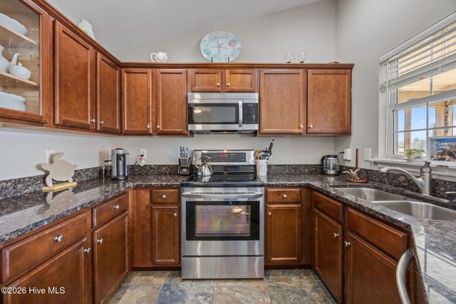 643 Riva Ridge Road, Sneads Ferry, NC 28460