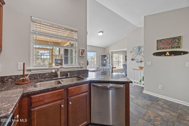 643 Riva Ridge Road, Sneads Ferry, NC 28460