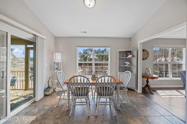 643 Riva Ridge Road, Sneads Ferry, NC 28460