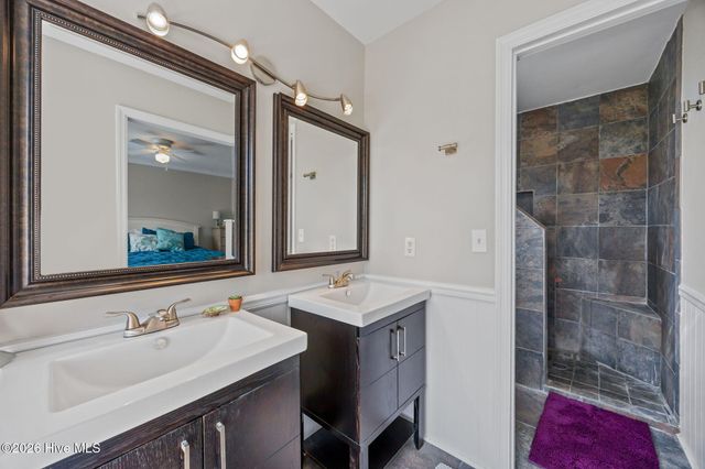 643 Riva Ridge Road, Sneads Ferry, NC 28460