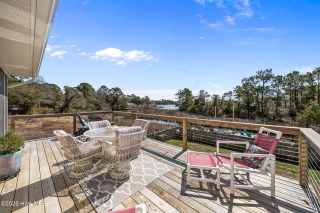 643 Riva Ridge Road, Sneads Ferry, NC 28460