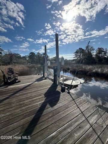 643 Riva Ridge Road, Sneads Ferry, NC 28460