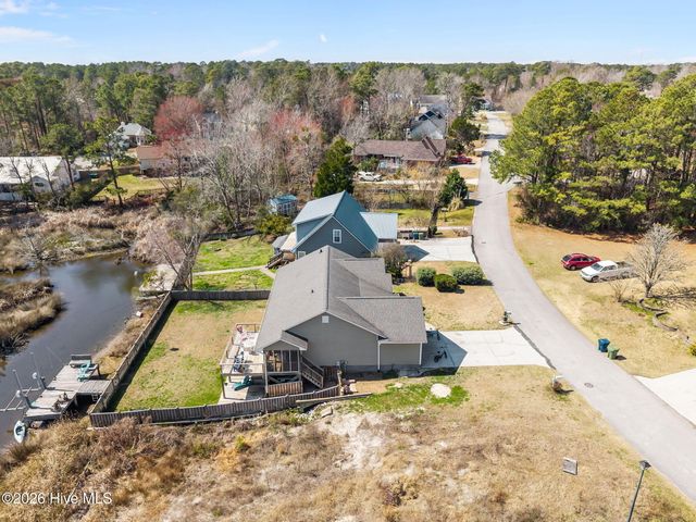 643 Riva Ridge Road, Sneads Ferry, NC 28460
