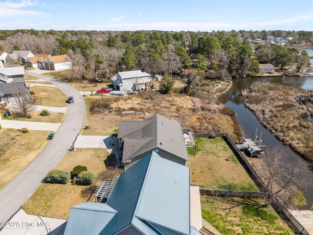 643 Riva Ridge Road, Sneads Ferry, NC 28460