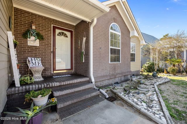 643 Riva Ridge Road, Sneads Ferry, NC 28460