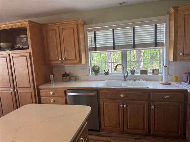 210 Canterbury Circle, Russellville, AR 72802